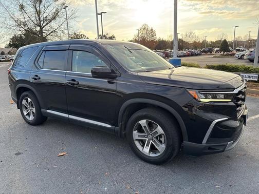 2023 Honda Pilot 2WD EX-L 8 Passenger