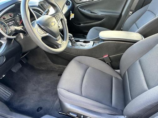 2023 Chevrolet Malibu 1LS