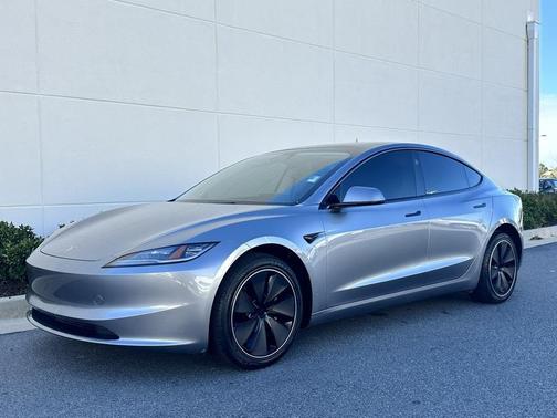 2025 Tesla Model 3 Long Range