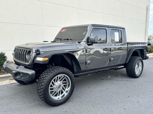 2024 Jeep Gladiator Sport S