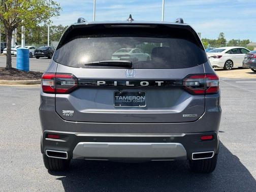 2026 Honda Pilot Touring 8-Passenger