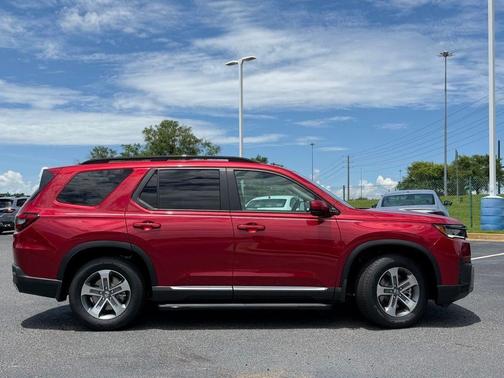 Radiant Red Metallic II 2026 Honda Pilot EX-L