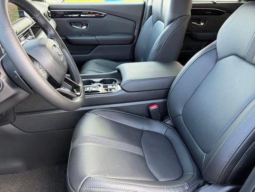 Platinum White Pearl 2026 Honda Pilot EX-L