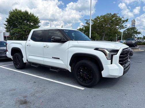 Ice Cap 2024 Toyota Tundra SR5
