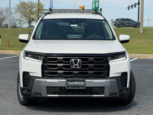 Platinum White Pearl 2026 Honda Pilot EX-L