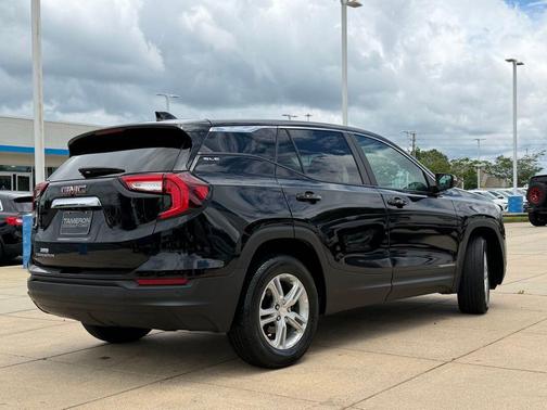 Ebony Twilight Metallic 2023 GMC Terrain SLE