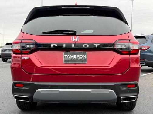 Radiant Red Metallic II 2026 Honda Pilot EX-L