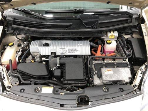 2010 Toyota Prius II