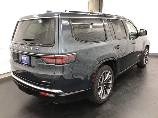 2023 Jeep Wagoneer Series III