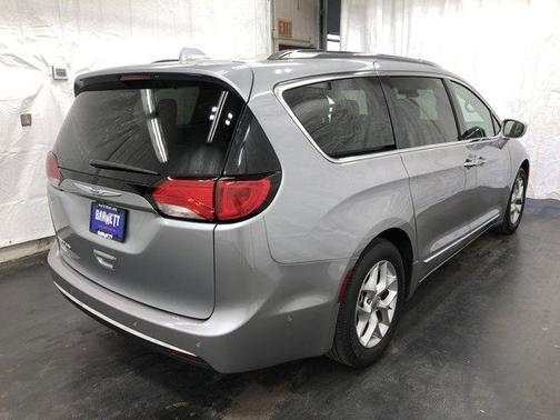 2019 Chrysler Pacifica Touring-L Plus