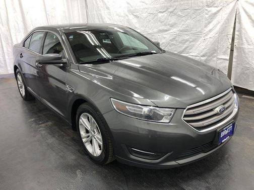 2016 Ford Taurus SEL