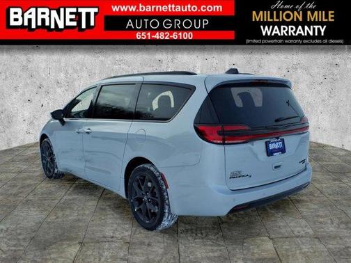 2026 Chrysler Pacifica Limited