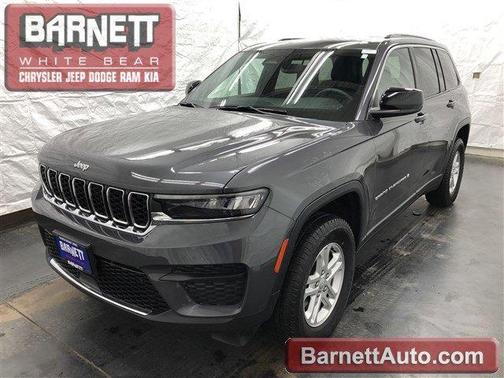 2024 Jeep Grand Cherokee Laredo