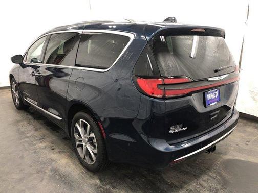 2024 Chrysler Pacifica Pinnacle