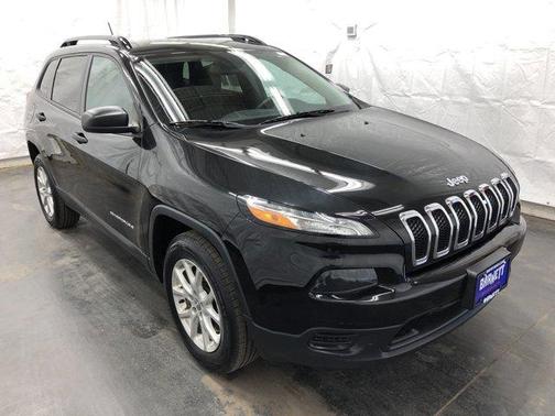 2016 Jeep Cherokee Sport