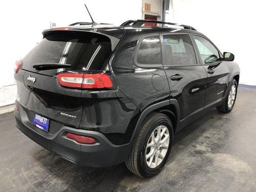 2016 Jeep Cherokee Sport