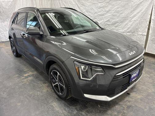 Graphite Gray 2023 Kia Niro EX