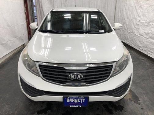 Clear White 2013 Kia Sportage LX
