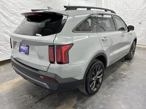 Wolf Gray 2023 Kia Sorento X-Line EX