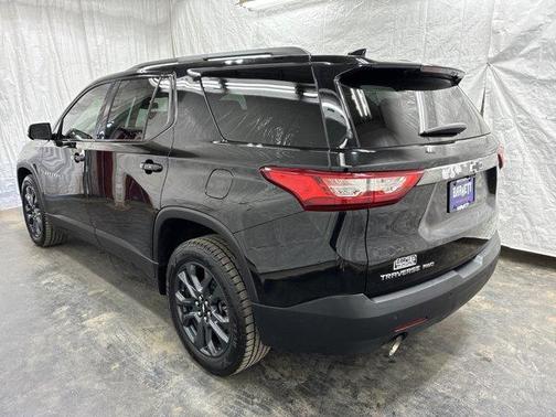 Mosaic Black Metallic 2019 Chevrolet Traverse RS