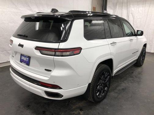 2024 Jeep Grand Cherokee L Summit
