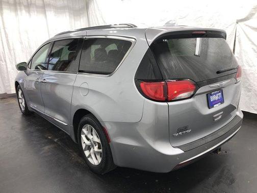 2019 Chrysler Pacifica Touring-L Plus