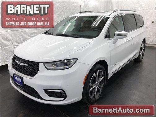 2024 Chrysler Pacifica Pinnacle