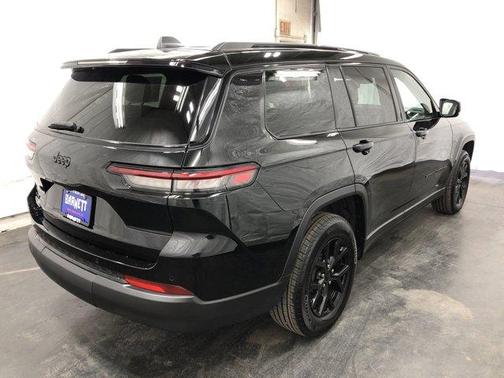 2024 Jeep Grand Cherokee L Laredo