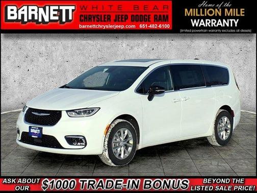 Bright White Clearcoat 2026 Chrysler Pacifica Limited