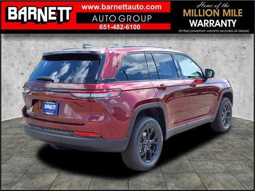 2025 Jeep Grand Cherokee Laredo