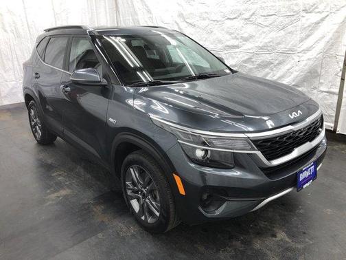2023 Kia Seltos S