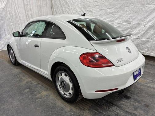 Pure White 2015 Volkswagen Beetle Auto 1.8T