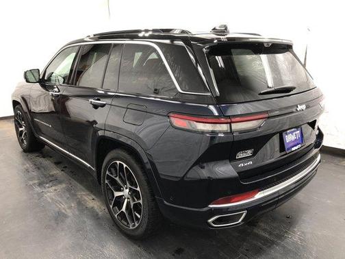 2024 Jeep Grand Cherokee Summit
