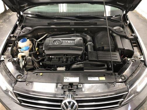 2015 Volkswagen Jetta 1.8T SE