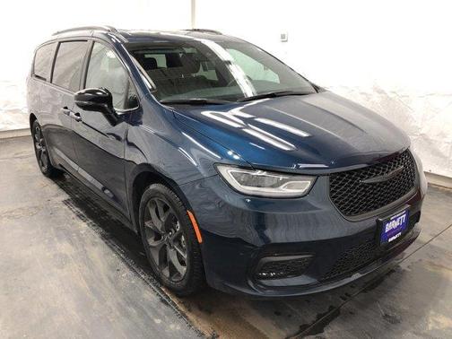 2024 Chrysler Pacifica Limited