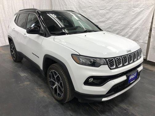 Bright White Clearcoat 2024 Jeep Compass Limited