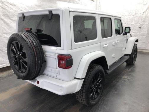 2021 Jeep Wrangler Unlimited Sahara Altitude