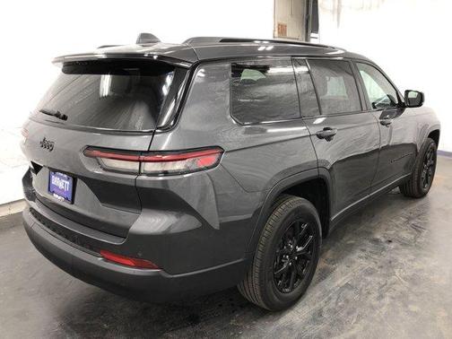 2024 Jeep Grand Cherokee L Laredo