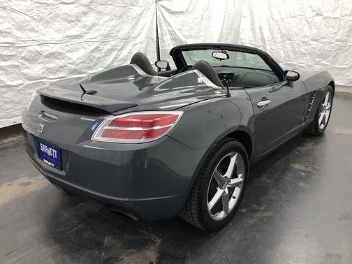 2008 Saturn Sky Red Line