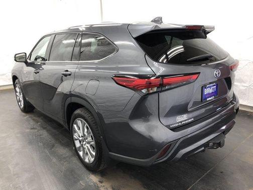 2021 Toyota Highlander Hybrid Limited