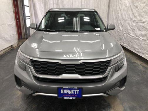 Steel Gray 2023 Kia Seltos LX