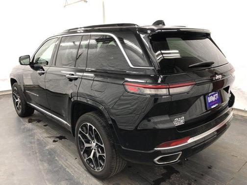 2024 Jeep Grand Cherokee Summit