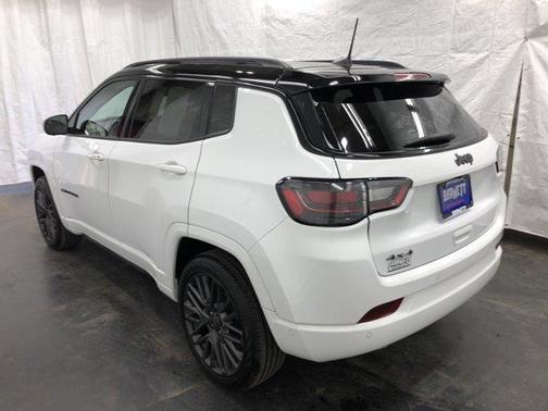 2023 Jeep Compass Altitude