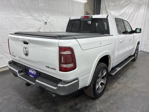 Bright White Clearcoat 2020 RAM 1500 Laramie