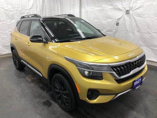 2023 Kia Seltos Nightfall