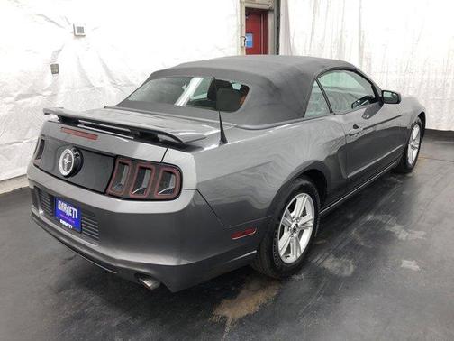 2013 Ford Mustang V6