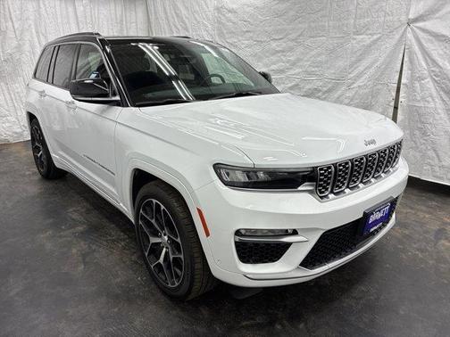 Bright White Clearcoat 2024 Jeep Grand Cherokee Summit