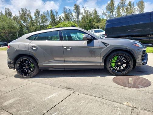 2021 Lamborghini Urus