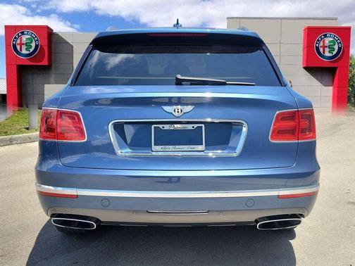 2017 Bentley Bentayga