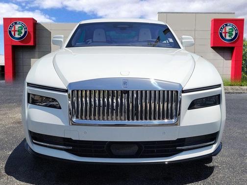 2025 Rolls-Royce Spectre